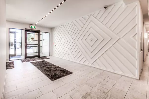 Kitchener, ON N2A 2H2,110 Fergus AVE #420