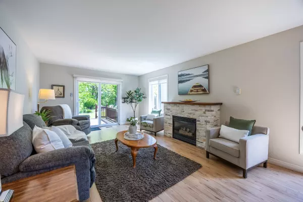 Tillsonburg, ON N4G 5R4,35 Jackson CT