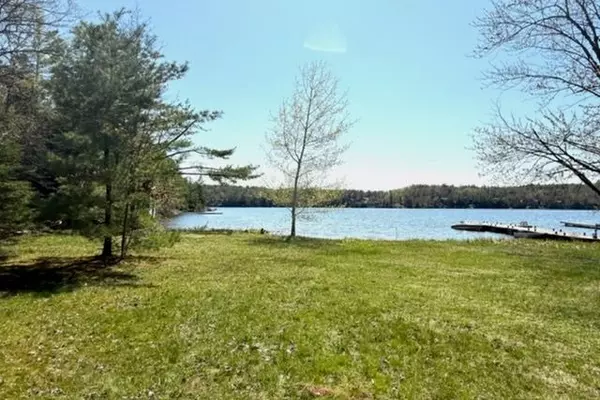Minden Hills, ON K0M 2K0,1019 Osler LN