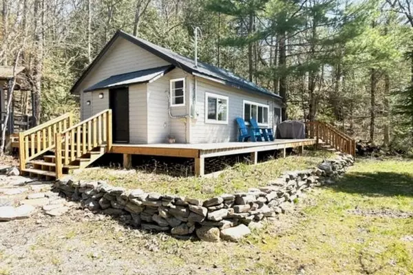 Minden Hills, ON K0M 2K0,1019 Osler LN