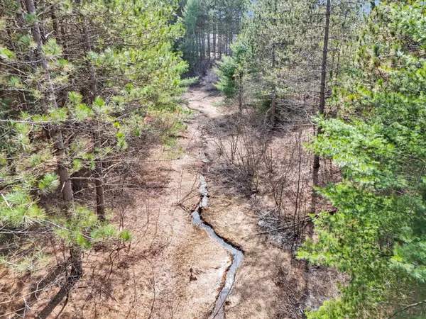 Bracebridge, ON P1L 0A3,3 Clearstream CT