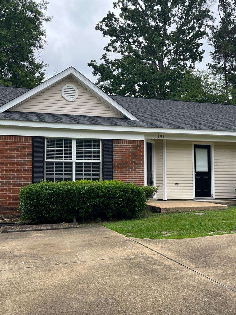 106 Cove Landing Dr, Thomasville, GA 31792