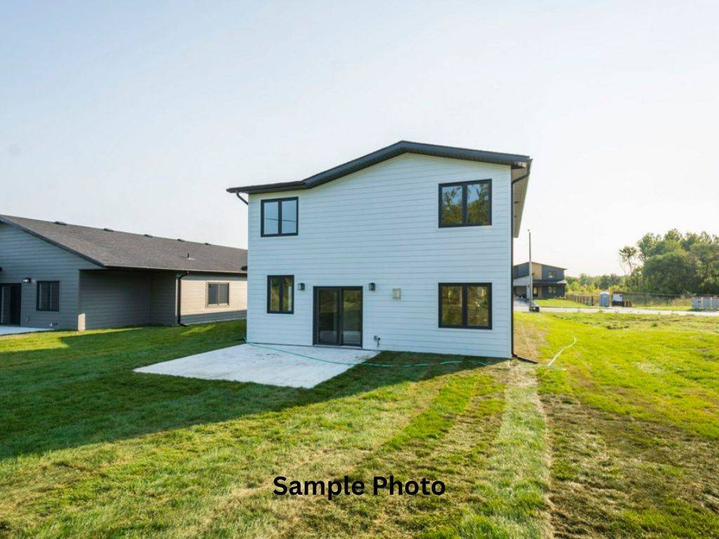 Quinte West, ON K0K 1E0,39 Fraser DR