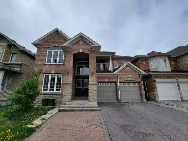 10 Conover AVE, Aurora, ON L4G 7Z3