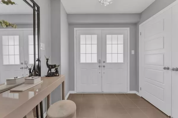 Niagara Falls, ON L2H 0N6,7743 Butternut BLVD