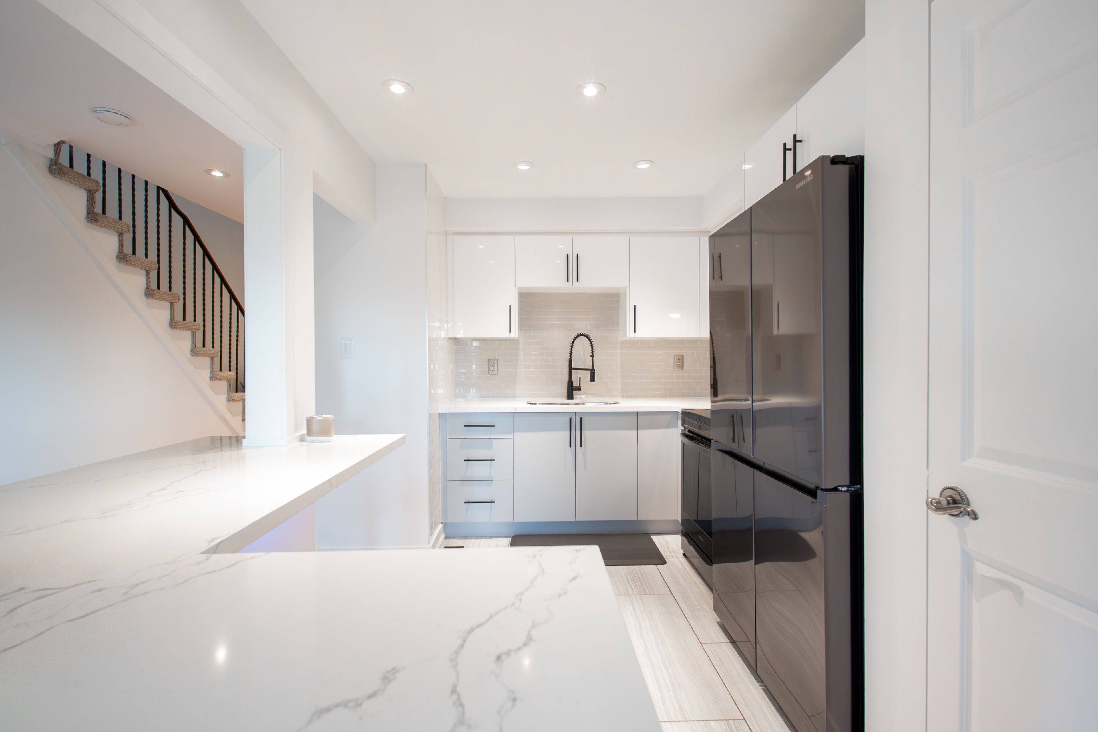 Brampton, ON L6V 3M9,35 Collins CRES #34