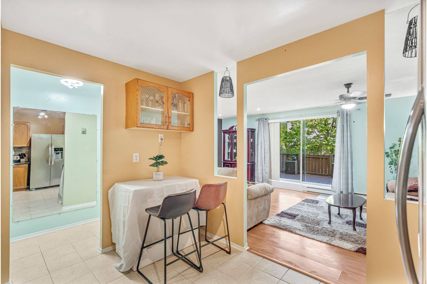 Oakville, ON L6H 2P3,1050 Falgarwood DR #121