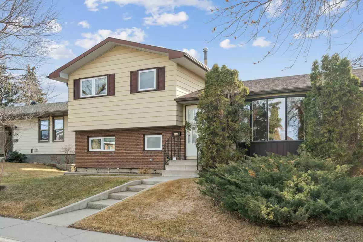 Calgary, AB T1Y 1R2,156 Whiteview Close NE