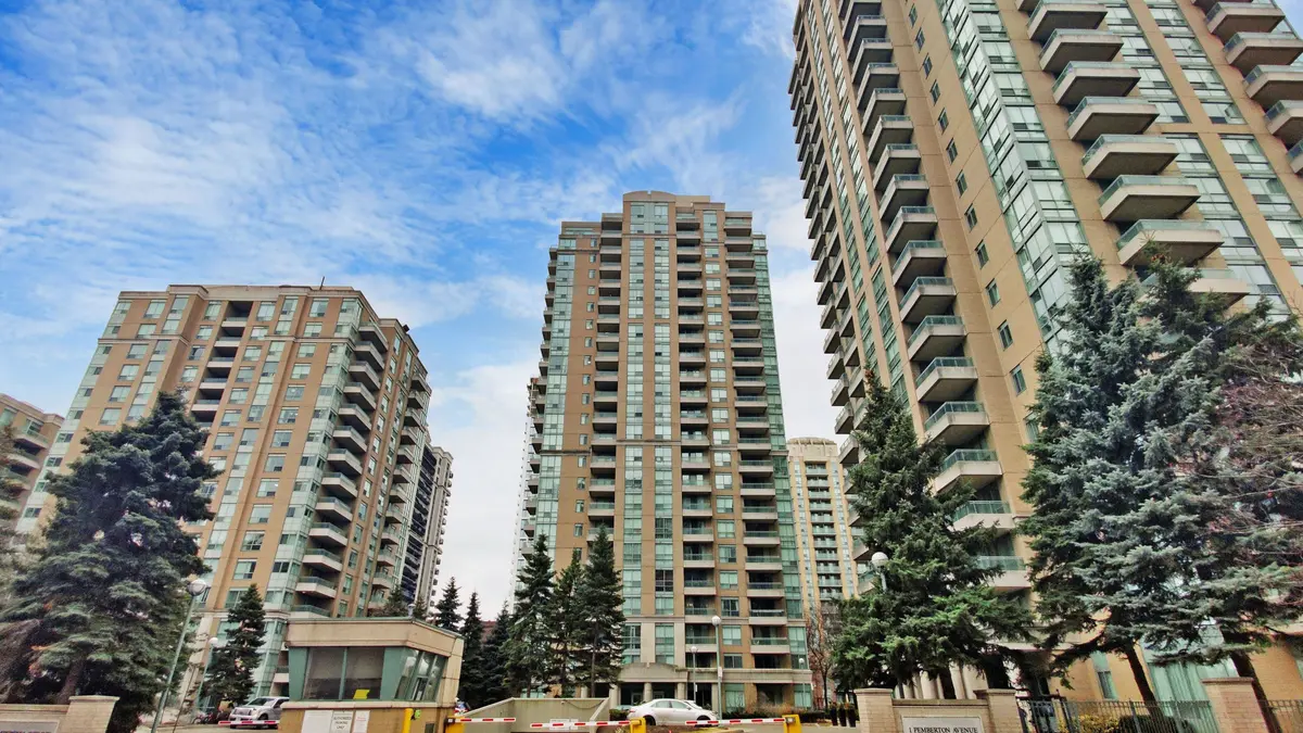 3 Pemberton AVE #2308, Toronto C14, ON M2M 4M1