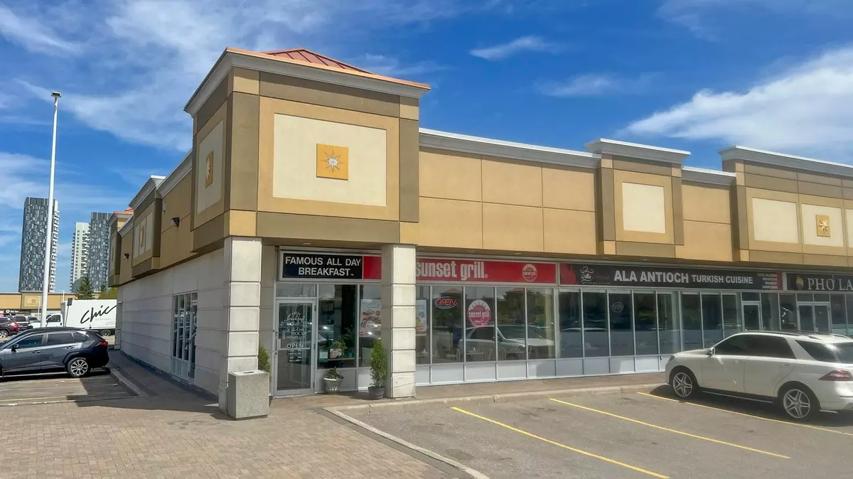 Vaughan, ON L4K 5Y5,3255 Rutherford RD #7