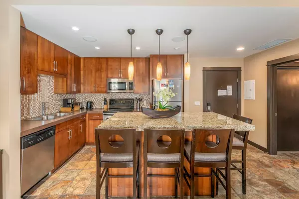 Canmore, AB T1W1L7,1818 Mountain AVE #107B