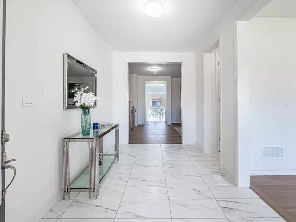 Adjala-tosorontio, ON L0G 1W0,62 Sandhill CRES E