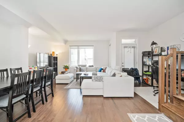 Kanata, ON K2V 0R9,18 Rookie CRES