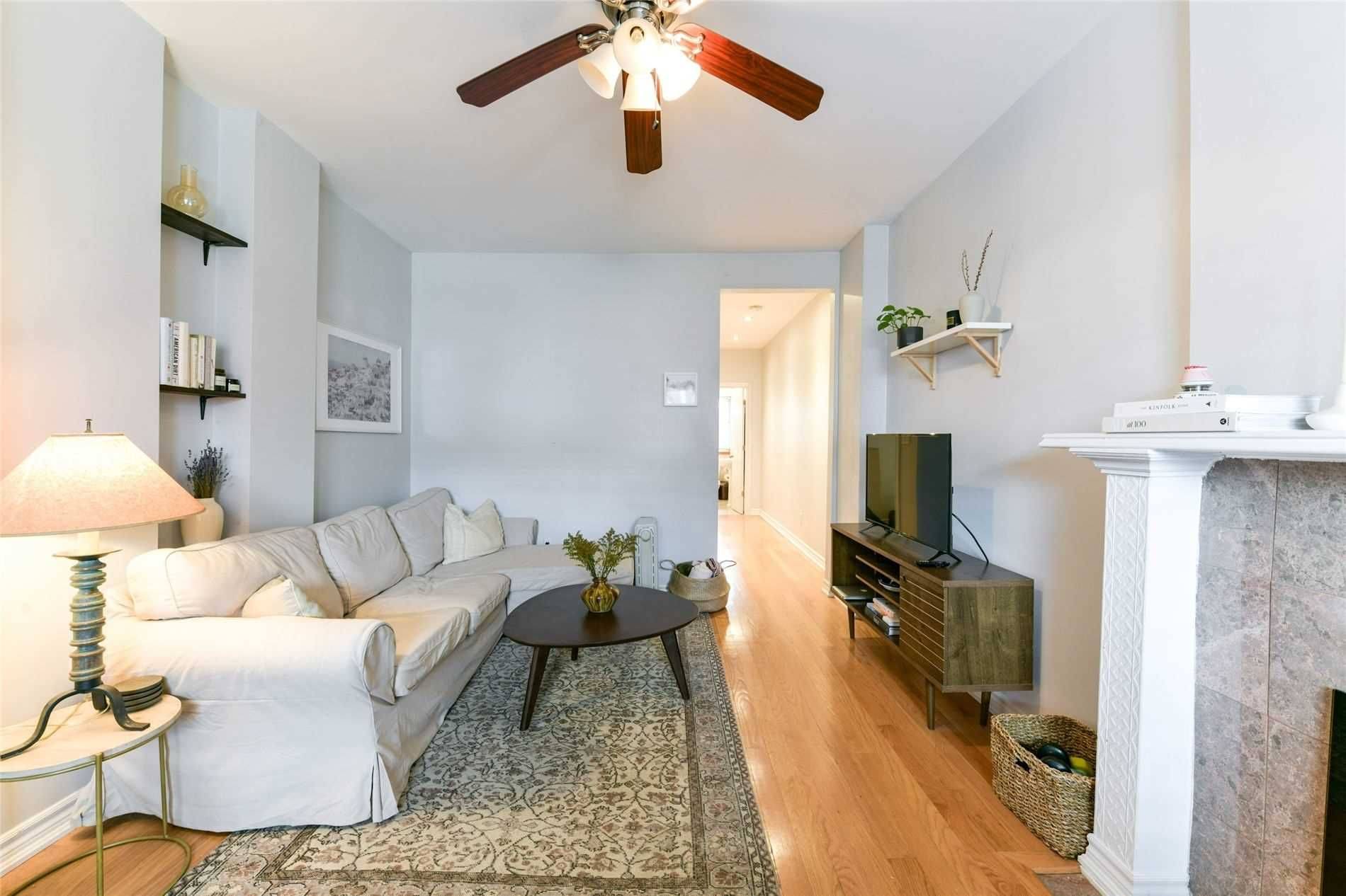 Toronto W02, ON M6P 2E3,734 Indian RD #Main