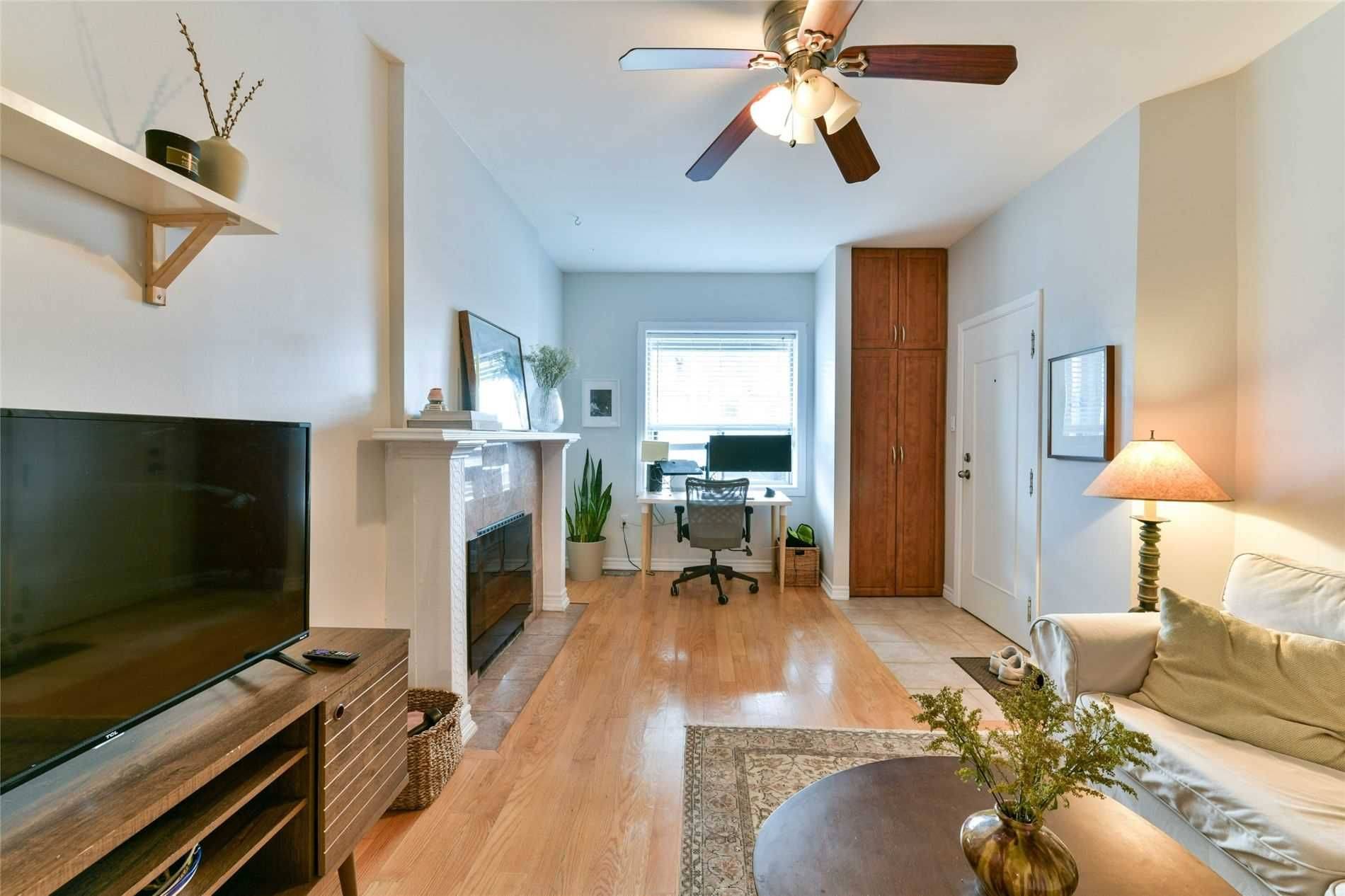 Toronto W02, ON M6P 2E3,734 Indian RD #Main