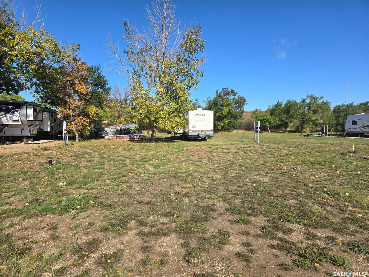 Diefenbaker Lake, SK S0L 2E0,12 Sandy ROAD