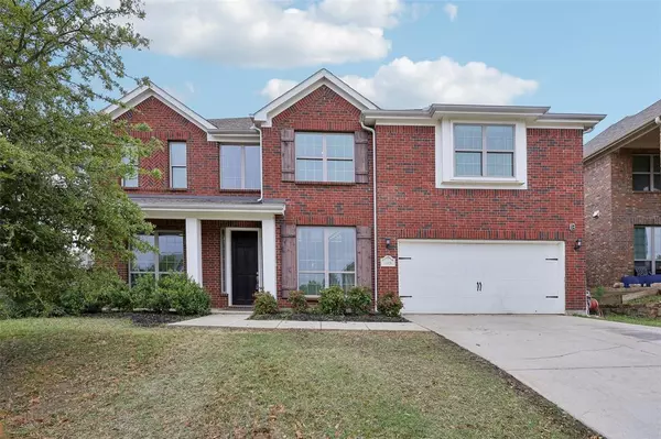 1108 Bentley Drive, Roanoke, TX 76262