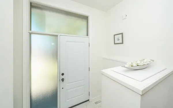 Toronto E08, ON M1J 1Z7,17 Savarin ST