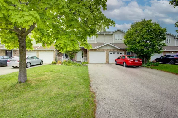 Centre Wellington, ON N0B 1S0,28 Patrick BLVD