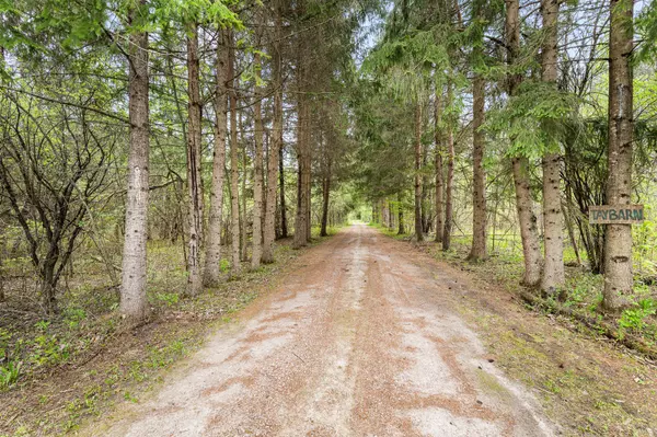 Tay Valley, ON K7H 3C6,142 Leonard Side Road