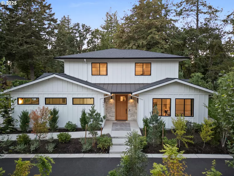 3884 LAKE GROVE AVE, Lake Oswego, OR 97035