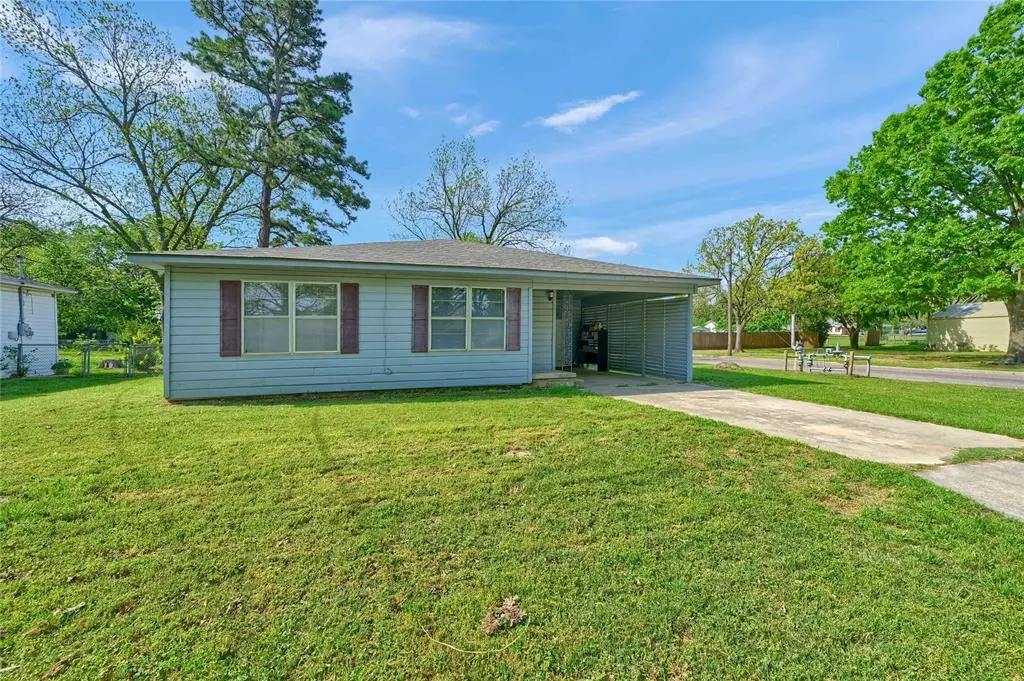 Whitesboro, TX 76273,400 Buchanan Street
