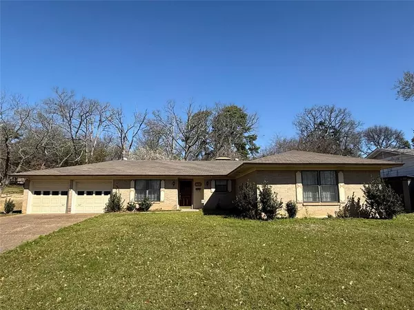 1106 Clyde Drive, Tyler, TX 75701