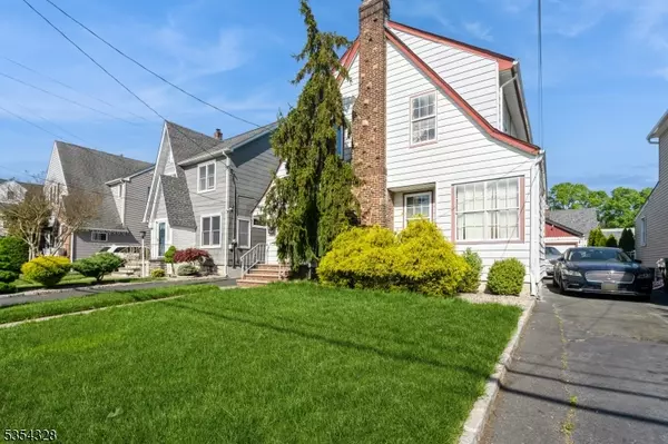 Linden City, NJ 07036,222 Yale Ter