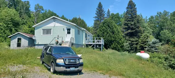 14 Church RD,  Strong,  ON P0H 2A0