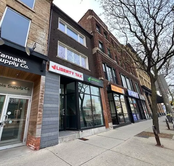 Hamilton, ON L8N 2B9,59 John ST S #F