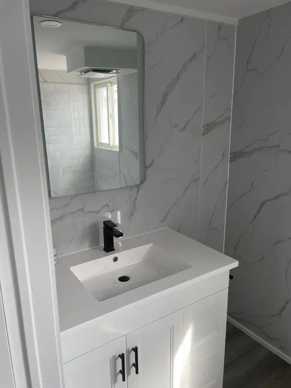 Hawkesbury, ON K6A 1G3,460 REGENT ST