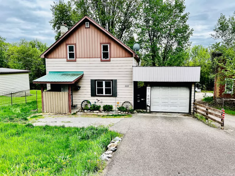 169 Bonnechere ST E, Bonnechere Valley, ON K0J 1T0