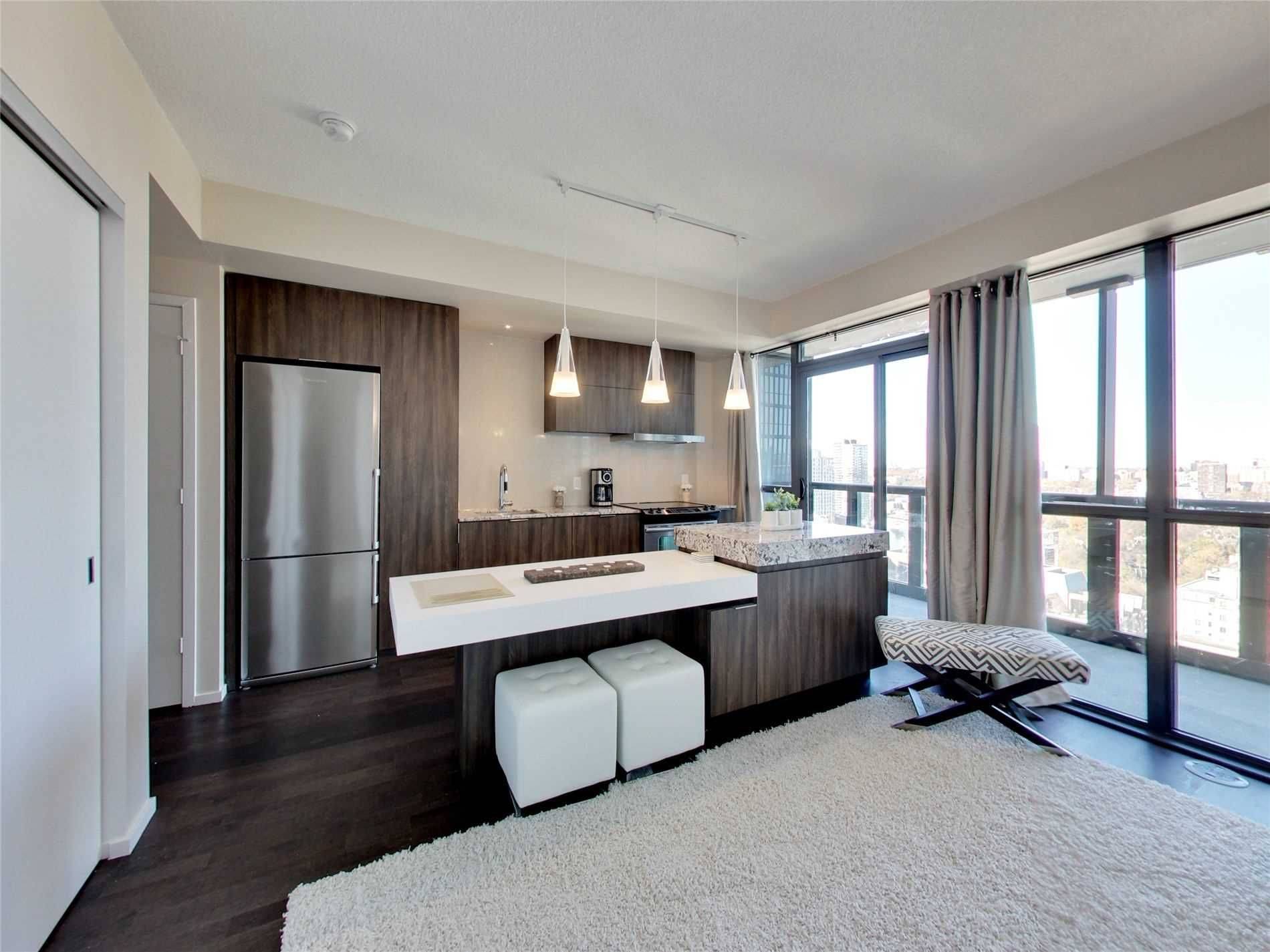 Toronto C08, ON M4Y 0A9,101 Charles ST E #2907