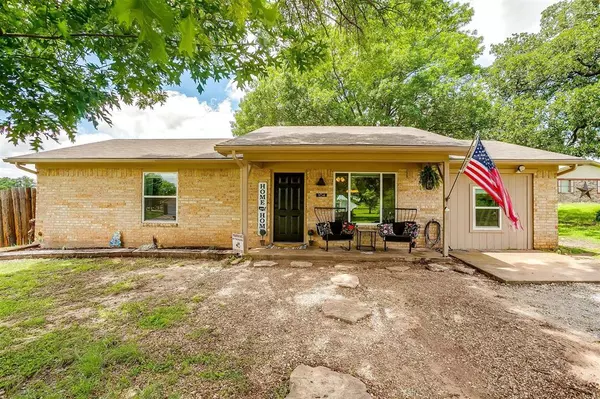 104 Swancy, Weatherford, TX 76088