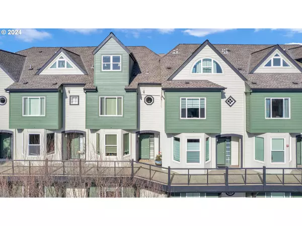 905 N HARBOUR DR ##6, Portland, OR 97217