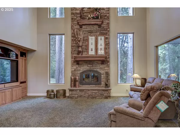 Eagle Point, OR 97524,9530 S F LITTLE BUTTE CIR
