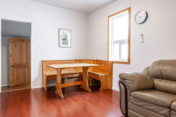 Stratford, ON N5A 1K7,213 West Gore ST