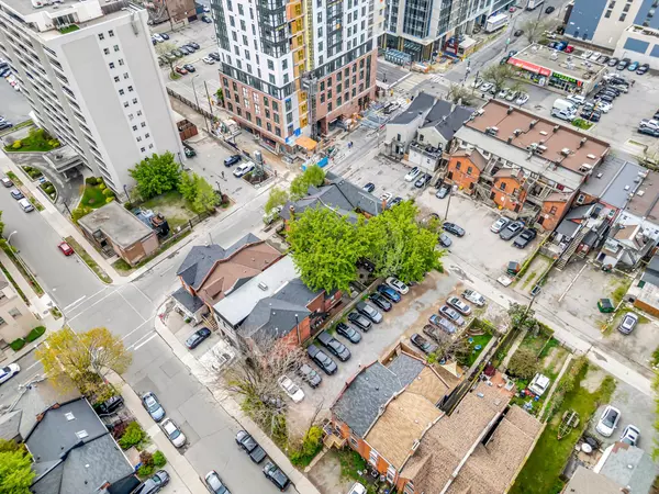 Hamilton, ON L8R 1N7,131 Market ST