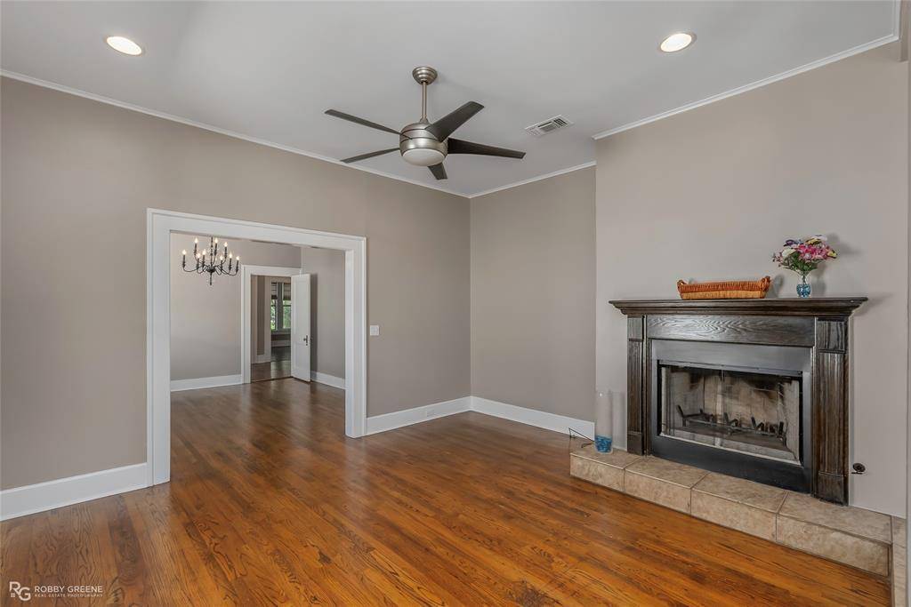 Shreveport, LA 71104,915 Linden Street