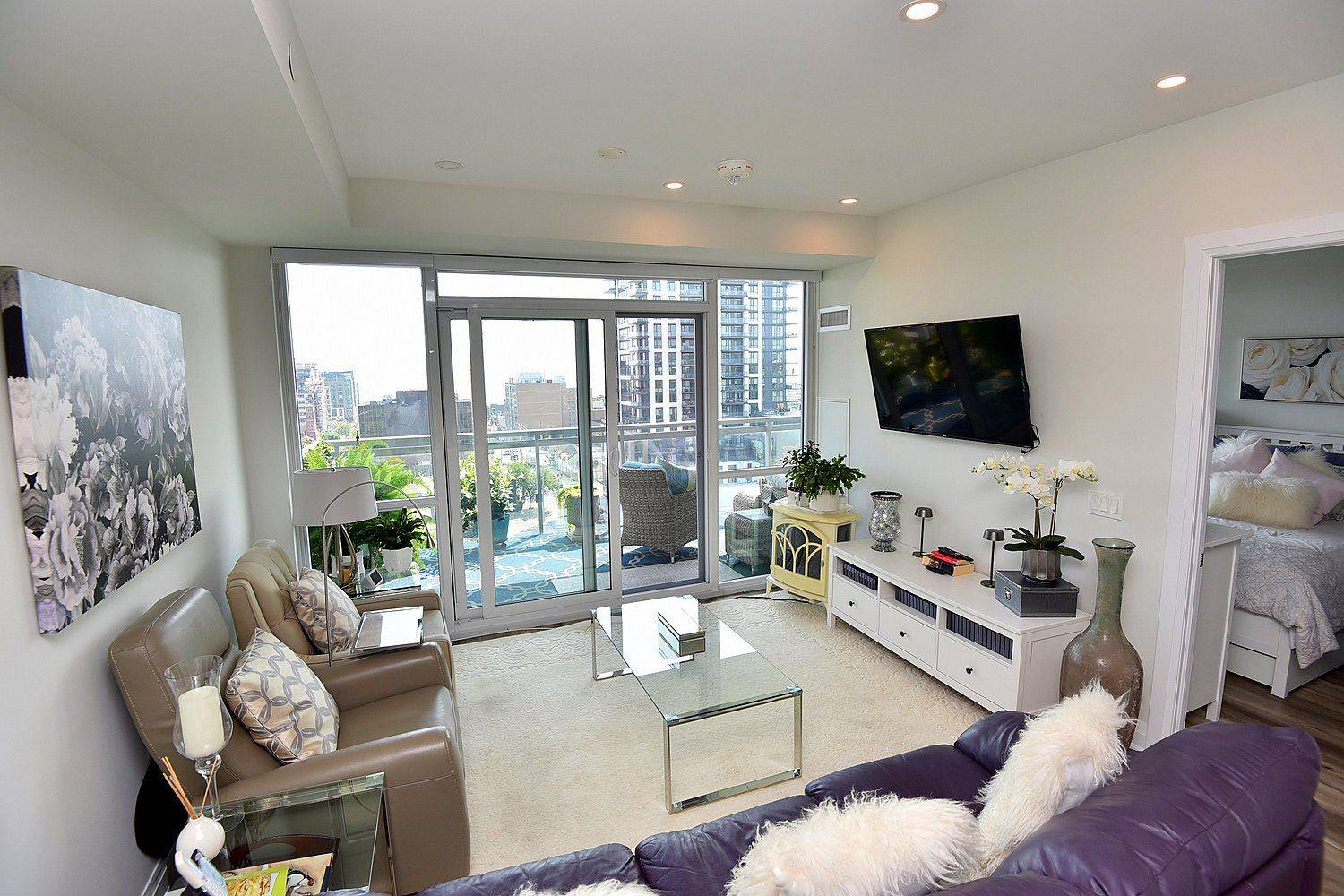 Burlington, ON L7R 0E9,2025 Maria ST #1006