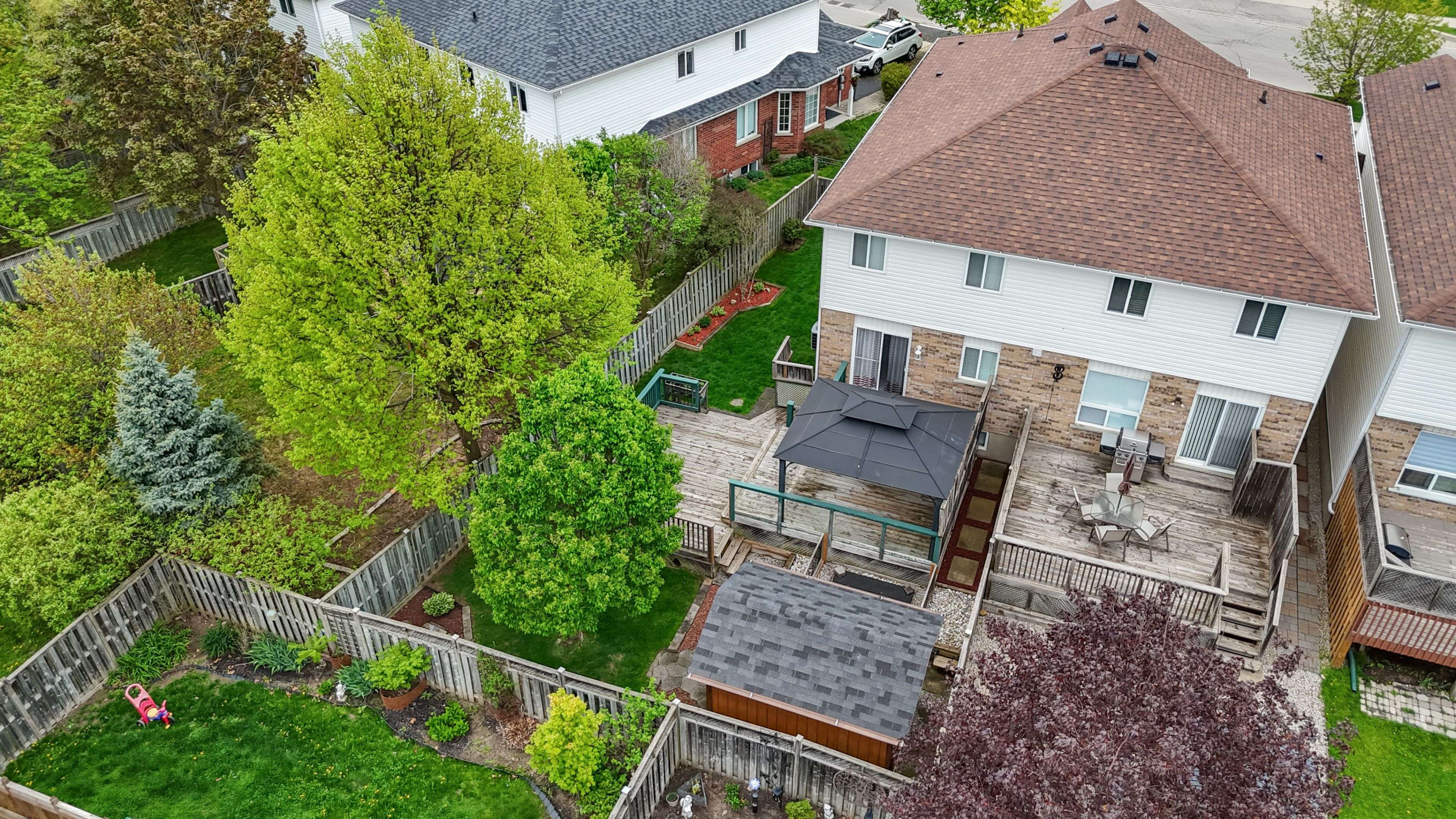 Guelph, ON N1G 5E6,137 Gosling GDNS