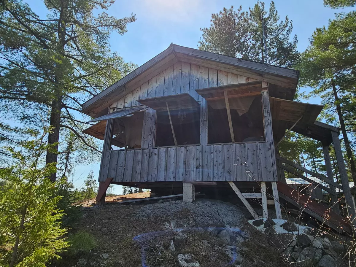 Temagami, ON P0J 1N0,16 Hansen Lake Island A IS
