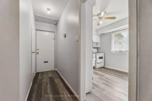 Oshawa, ON L1H 6R6,361 Linden ST