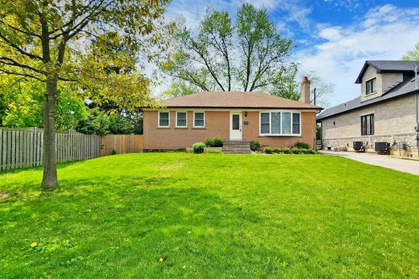 26 Elm ST, Markham, ON L3P 2V5