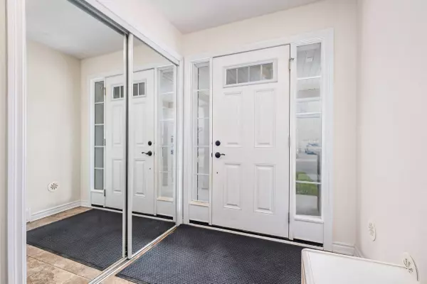 Barrhaven, ON K2J 0T3,527 Snow Goose ST