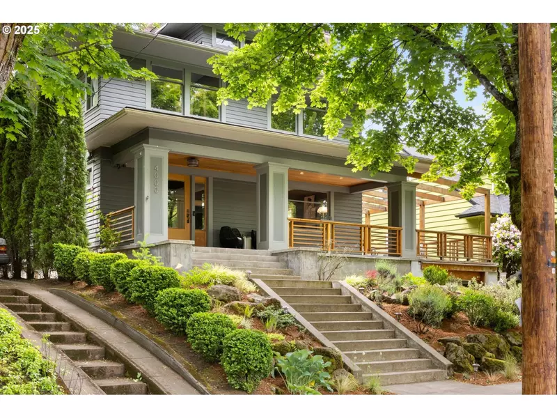 4000 NE HASSALO ST, Portland, OR 97232