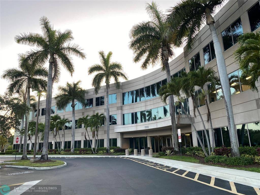 1300 Sawgrass Corporate Pkwy  #130, Sunrise, FL 33323