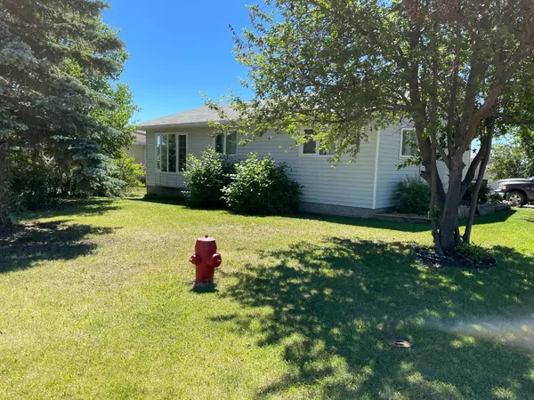 10517 104 ST, Fairview, AB T0H 1L0