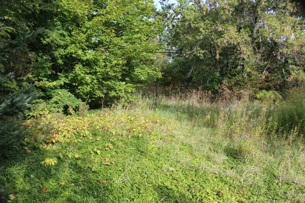 North Glengarry, ON K0B 1E0,0 Dalkeith RD