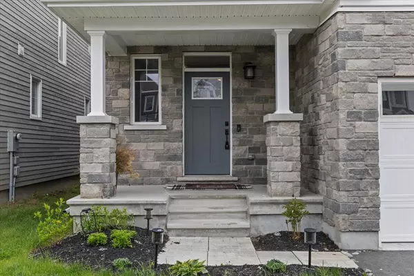 Stittsville - Munster - Richmond, ON K0A 2Z0,1025 Keeper HTS